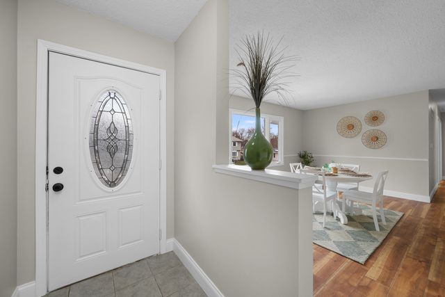 4723 Western Avenue, Davenport, IA 52806