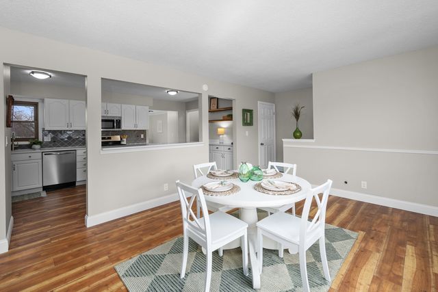 4723 Western Avenue, Davenport, IA 52806