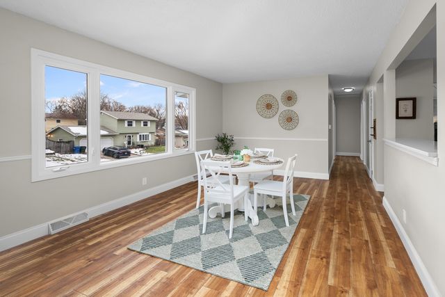 4723 Western Avenue, Davenport, IA 52806