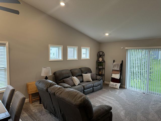 6597 91st Alcove S, Cottage Grove, MN 55016