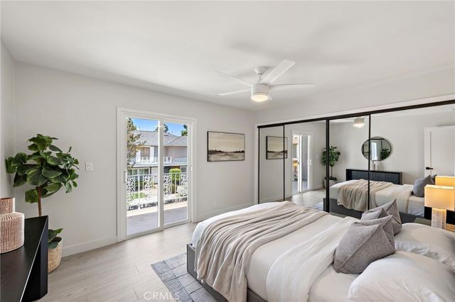 108 Danbury, Costa Mesa, CA 92626