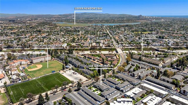 108 Danbury, Costa Mesa, CA 92626