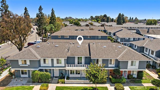 108 Danbury, Costa Mesa, CA 92626