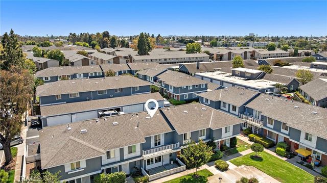 108 Danbury, Costa Mesa, CA 92626