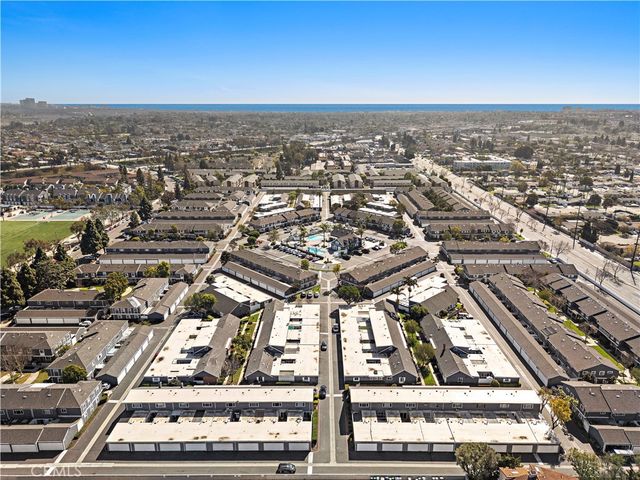 108 Danbury, Costa Mesa, CA 92626