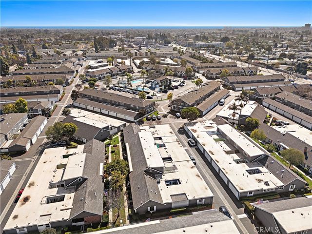 108 Danbury, Costa Mesa, CA 92626
