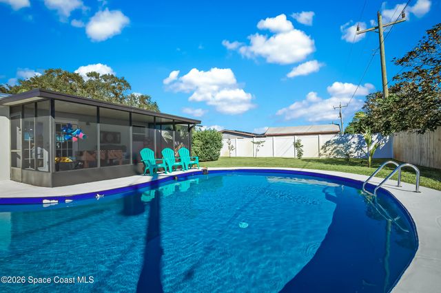 557 Ixora Drive, Melbourne, FL 32935