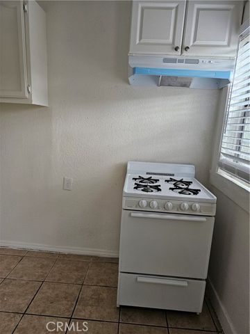 166 E 36th G, Los Angeles, CA 90011