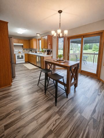 6221 Townsview Lane SE, Rochester, MN 55904