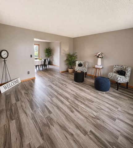 6221 Townsview Lane SE, Rochester, MN 55904