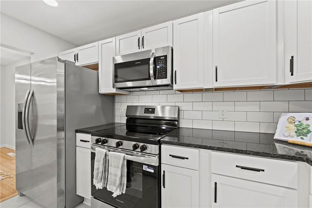 7325 Hardy Avenue, Raytown, MO 64133