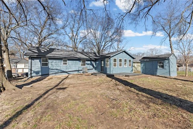 7325 Hardy Avenue, Raytown, MO 64133