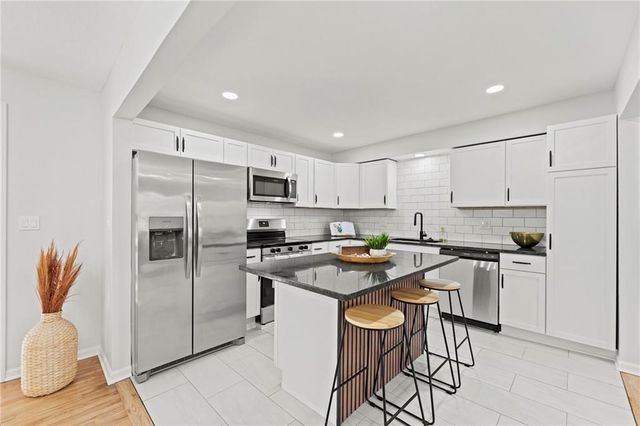 7325 Hardy Avenue, Raytown, MO 64133