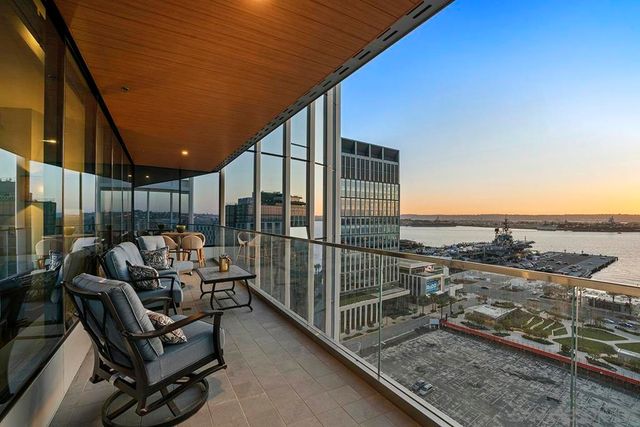 888 W E Street 1801, San Diego, CA 92101