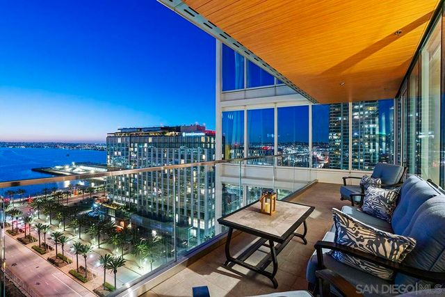 888 W E Street 1801, San Diego, CA 92101