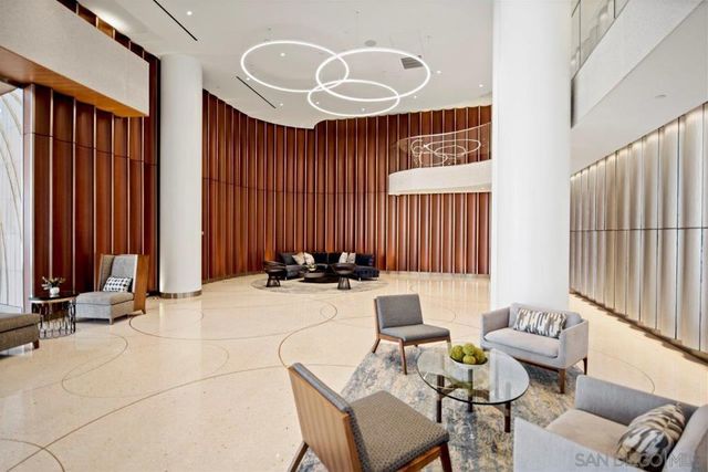 888 W E Street 1801, San Diego, CA 92101