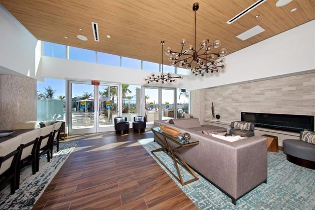 888 W E Street 1801, San Diego, CA 92101
