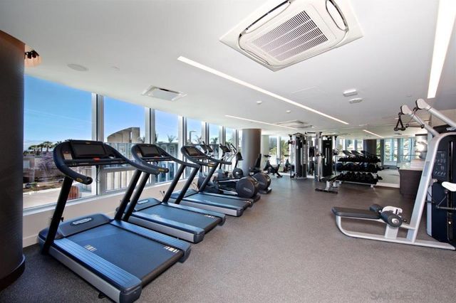 888 W E Street 1801, San Diego, CA 92101