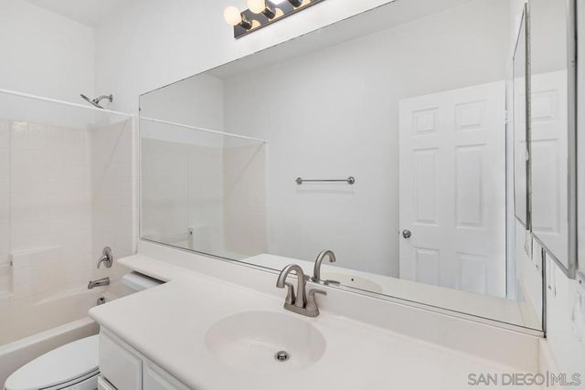 13285 Calle Del Campo 5, San Diego, CA 92129