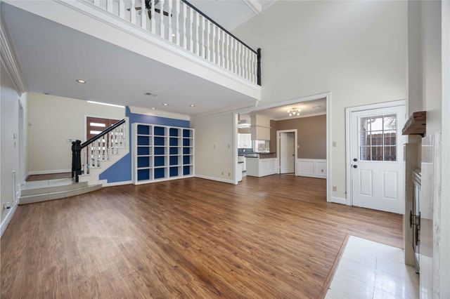 11930 Carriage Hill Drive, Houston, TX 77077