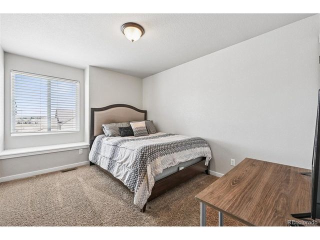 7504 Bonterra Ln, Colorado Springs, CO 80925