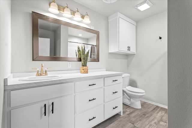 327 Hiracheta Drive, New Home, TX 79381