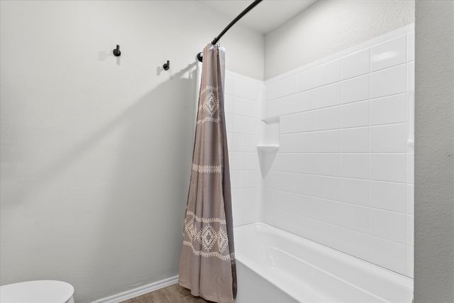 327 Hiracheta Drive, New Home, TX 79381