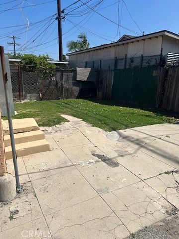 156 W 84th, Los Angeles, CA 90003