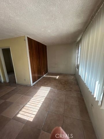 156 W 84th, Los Angeles, CA 90003