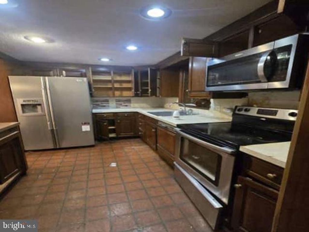 430 EWINGVILLE RD, EWING, NJ 08638 — photo 5