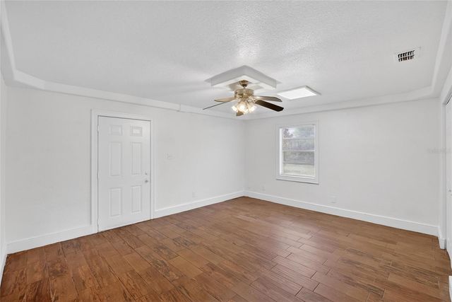 7407 S 33RD AVENUE S, Tampa, FL 33619