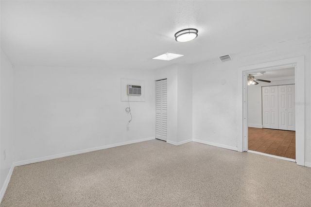 7407 S 33RD AVENUE S, Tampa, FL 33619