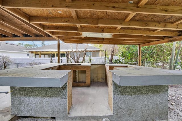 7407 S 33RD AVENUE S, Tampa, FL 33619