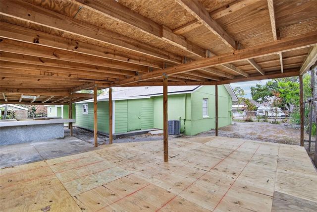 7407 S 33RD AVENUE S, Tampa, FL 33619