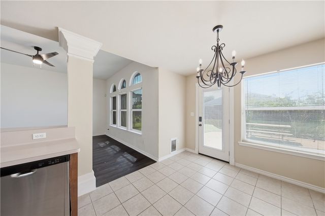 3825 Los Arroyos Dr, Corpus Christi, TX 78414