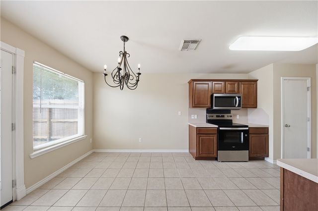 3825 Los Arroyos Dr, Corpus Christi, TX 78414