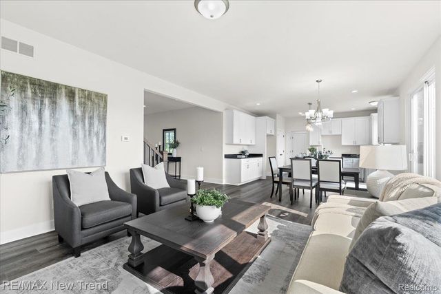 2406 Madison Street, Wixom, MI 48393