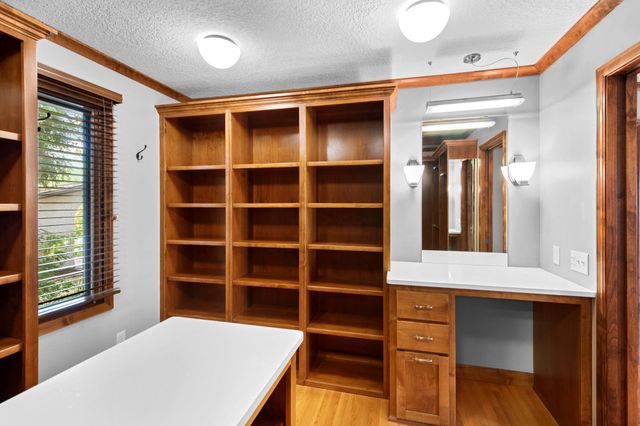 4030 Mackubin Street, Shoreview, MN 55126