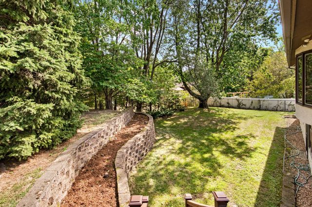4030 Mackubin Street, Shoreview, MN 55126