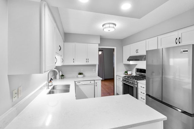4030 Mackubin Street, Shoreview, MN 55126