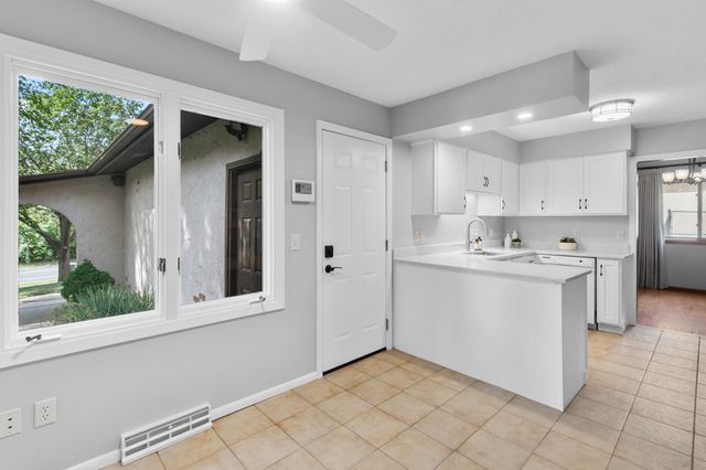 4030 Mackubin Street, Shoreview, MN 55126