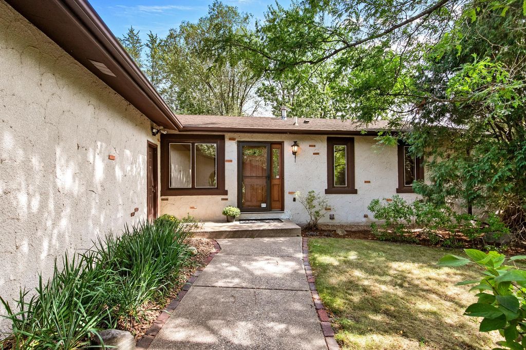 4030 Mackubin Street, Shoreview, MN 55126 — photo 2