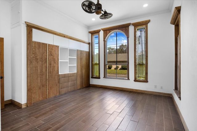 501 S Harrison, Longview, TX 75601