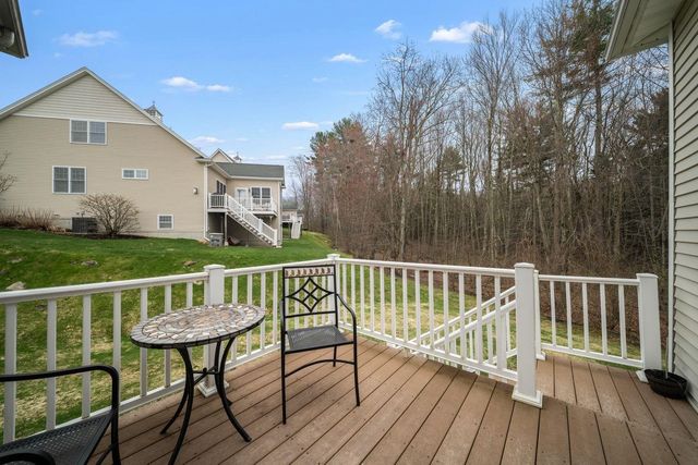 38 Tansy Avenue, Stratham, NH 03885