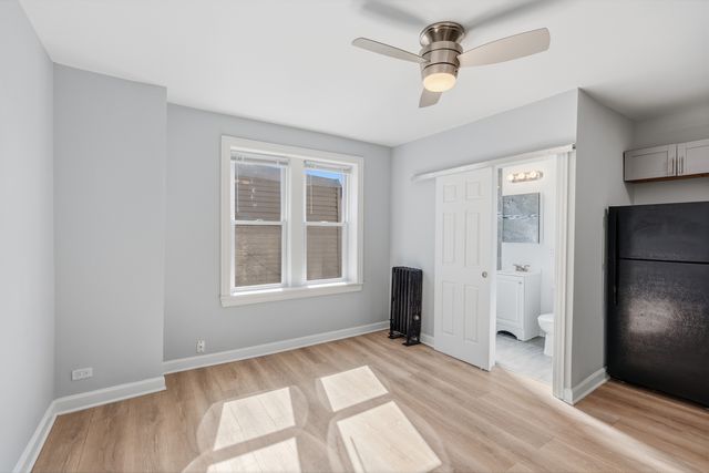 5710 N WINTHROP Avenue 306, Chicago, IL 60660
