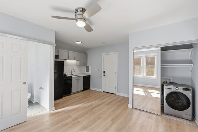 5710 N WINTHROP Avenue 306, Chicago, IL 60660