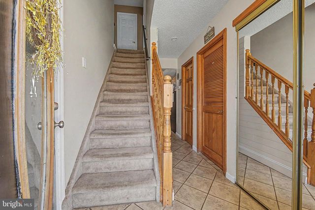 6 E JUDITH DR, Hammonton, NJ 08037