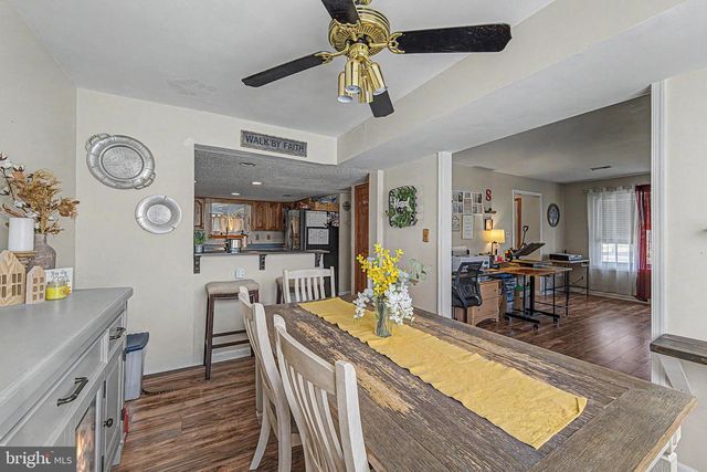 6 E JUDITH DR, Hammonton, NJ 08037