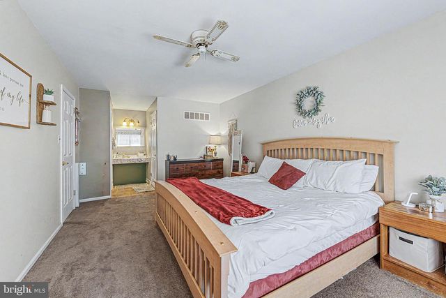 6 E JUDITH DR, Hammonton, NJ 08037