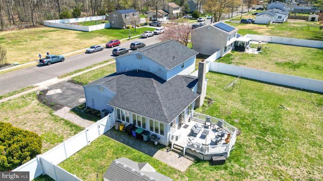 6 E JUDITH DR, Hammonton, NJ 08037